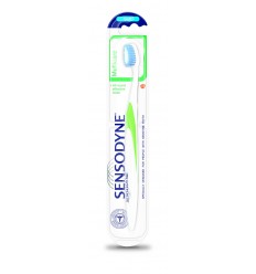 ZOBU BIRSTE SENSODYNE MULTICARE SOFT